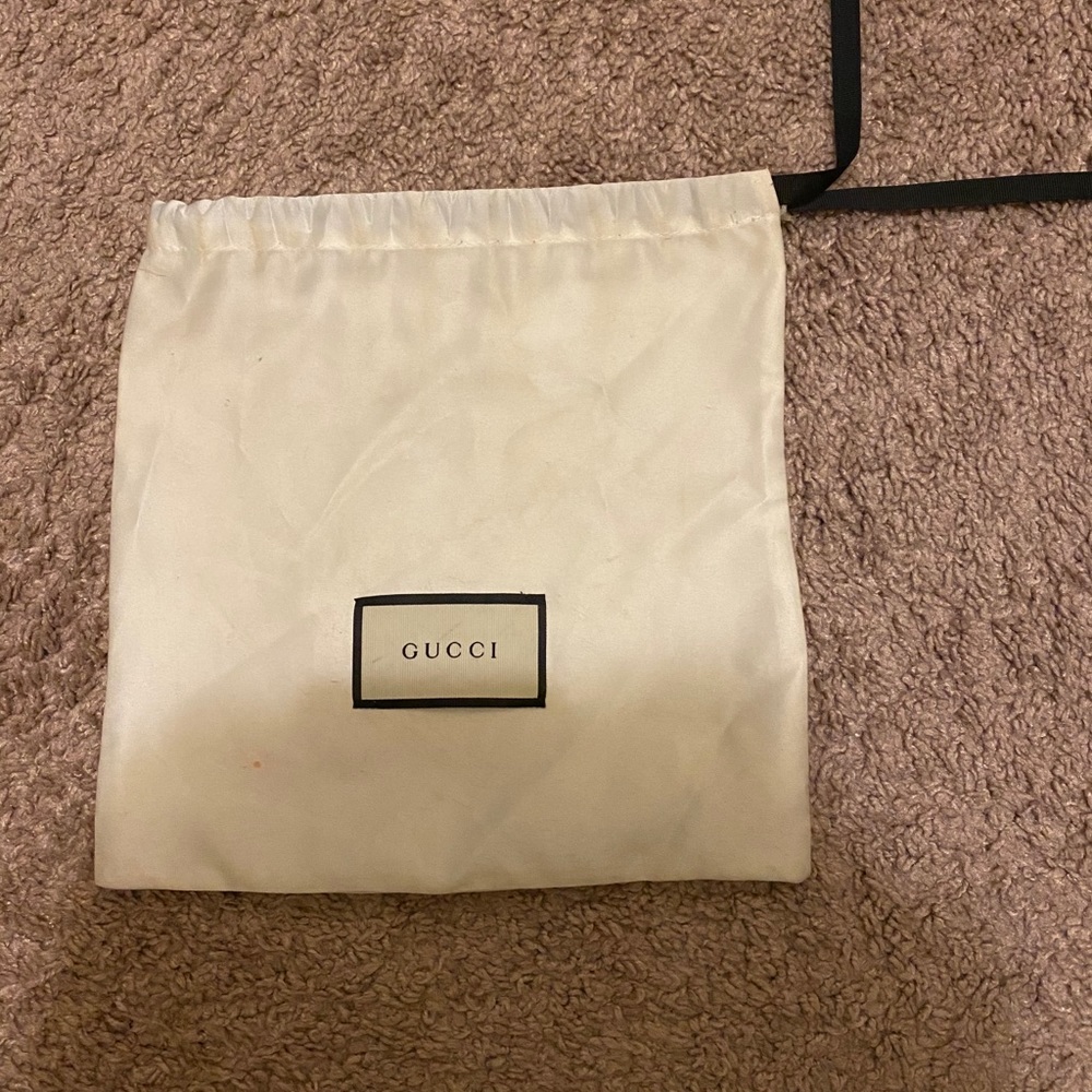 Red Gucci belt size 36 - Picture 5 of 5